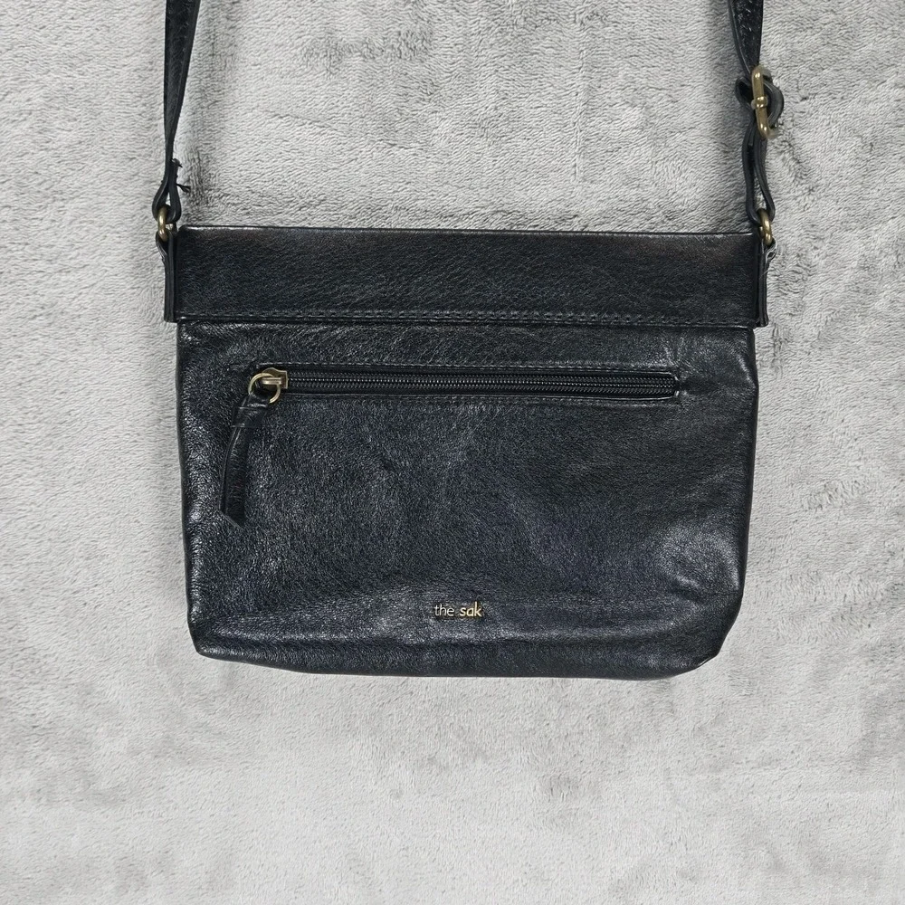 The Sak Sanibel Mini Crossbody Bag Leather Boho‎ Embossed Black Pockets